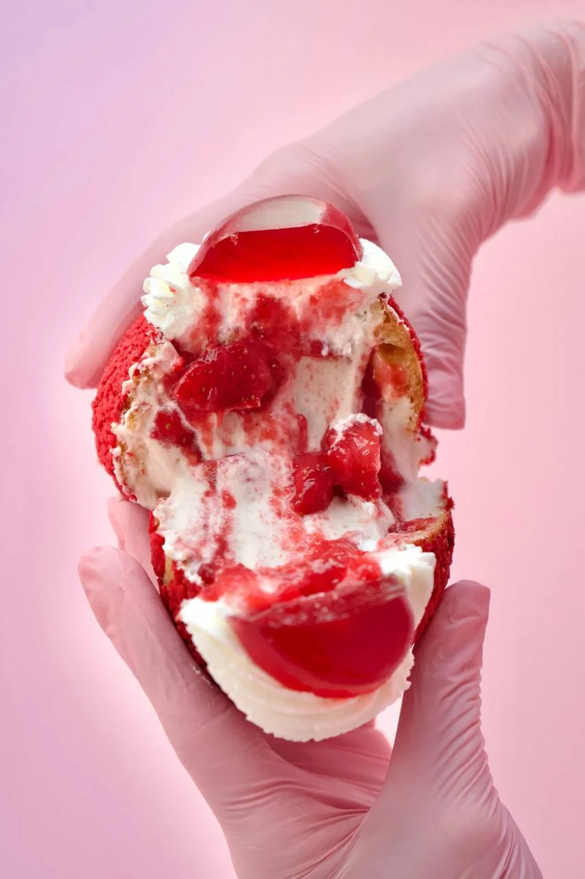 Пуф полуничний поцілунок